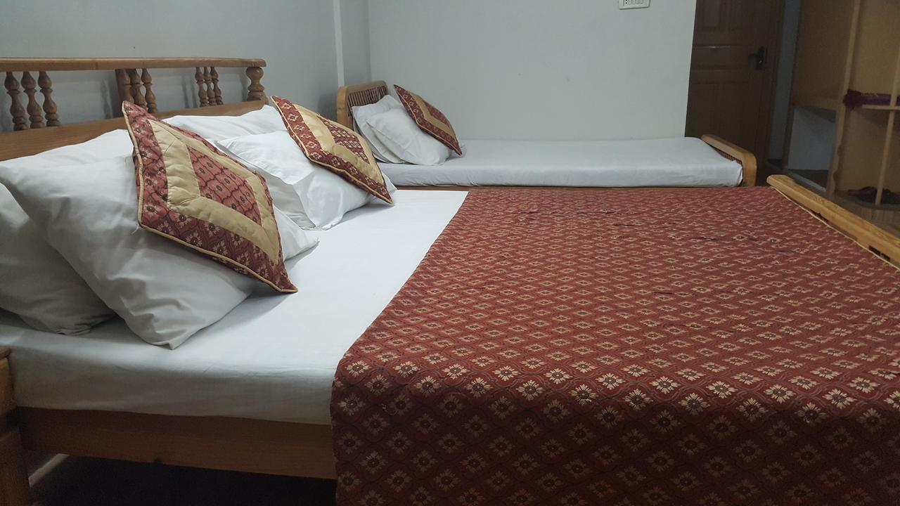 Pine Top Hotels Naran Exterior photo